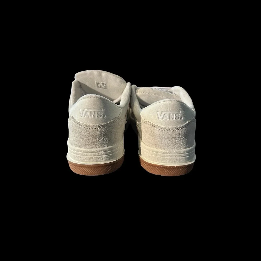 Vans Hylane Marshmallow VN000D26CD3 Men's Size 9 Women's 10.5 Athletic Shoes